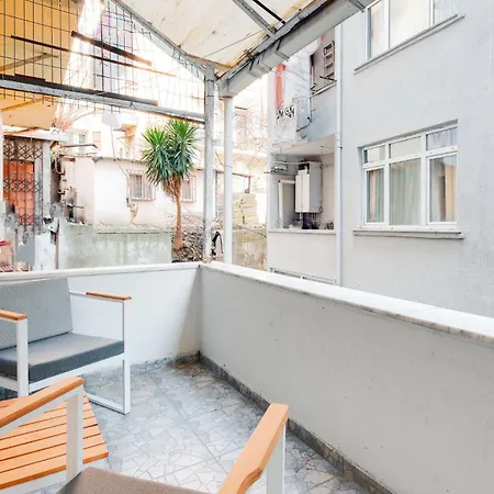 公寓 Cozy Flat With Balcony 5 Min To Galata Tower *